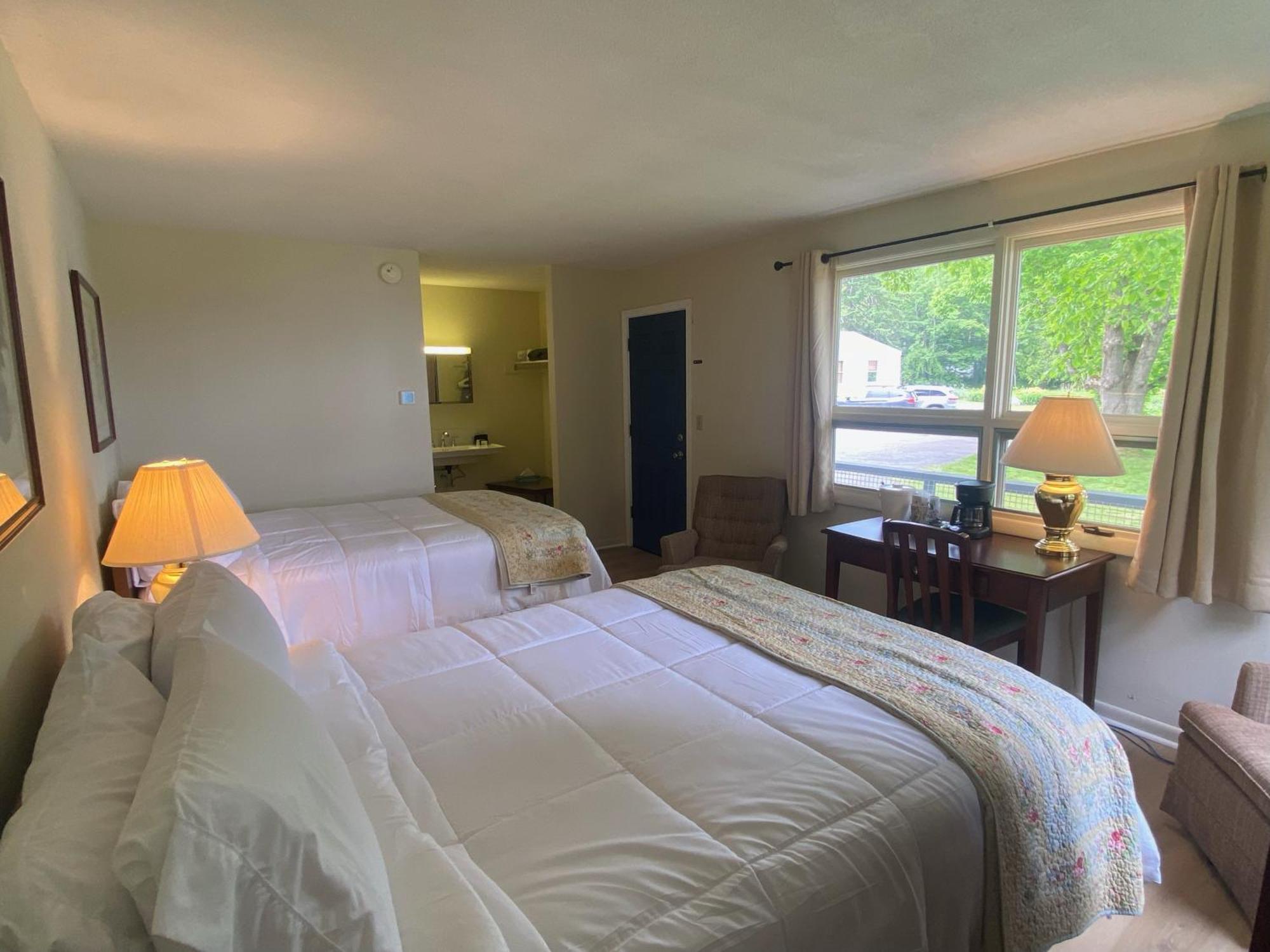 High Tide Inn On The Ocean, Motel And Cottages Camden Exterior photo